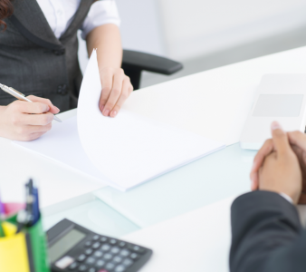 Backsourcing vs Outsourcing HR processes